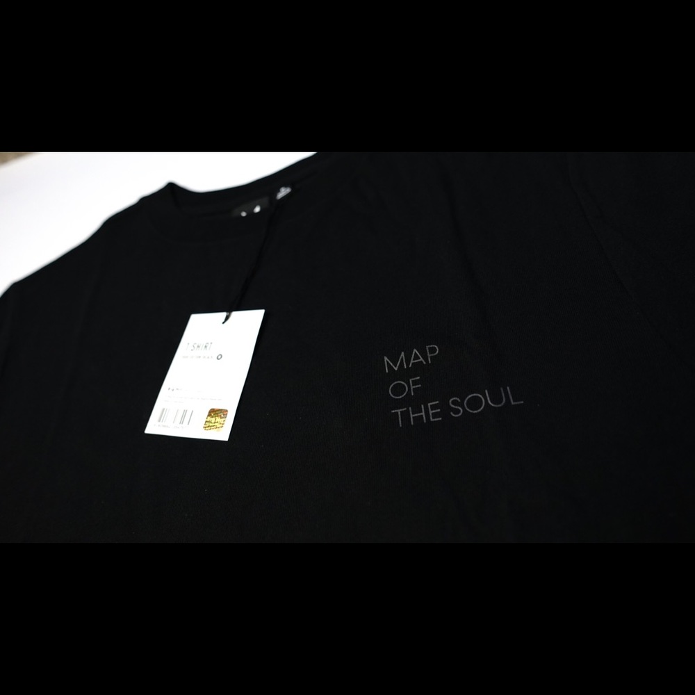 BTS - Official Tour Mech Short Sleeve Shirt - Size M